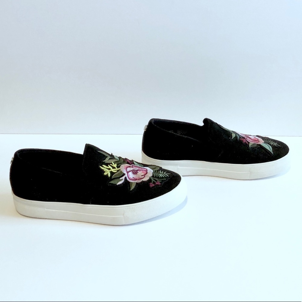 Steve Madden “Garcie” Slip-On Flatform Sneakers - Picture 3 of 8